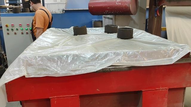 Завод литых деталей. Формовка. смотреть онлайн