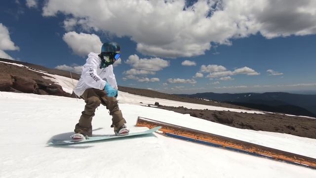 Spring Break Slush Slasher Snowboard Review смотреть онлайн
