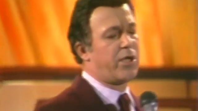 Иосиф Кобзон "Ничто не исчезает без следа" 1984 год смотреть онлайн