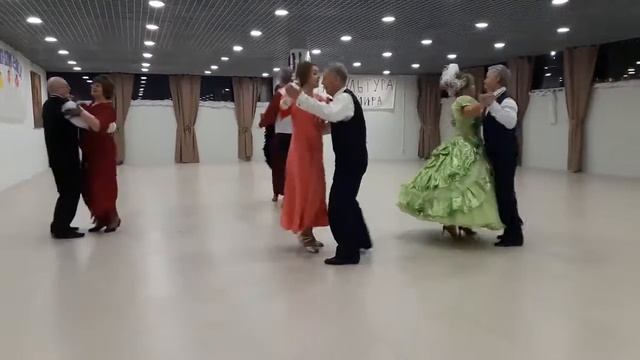 Китайский Новый год - Большой фигурный вальс смотреть онлайн
