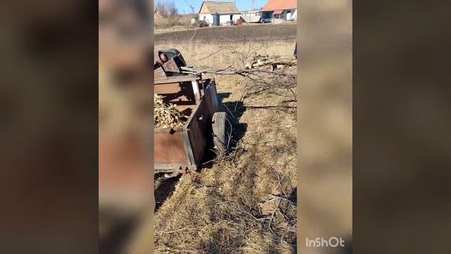 Щепорез с карданным приводом от мотоблока, выезд по щепу. смотреть онлайн