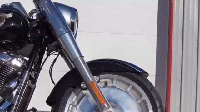 Harley Davidson 2018 115th Anniversary Fat Boy 114 Engine Ohio смотреть онлайн