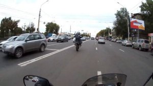 Yamaha XSR 900 прохват по городу