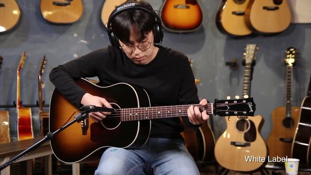 Gibson J-45 White Label VS Red Label смотреть онлайн