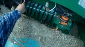 Прессование зелёного сена, ПР-110М, Т-40АМ. Насколько хватает ниток, небольшой обзор пресса.