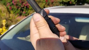 Lexus NX300 Windshield wiper remove and replace