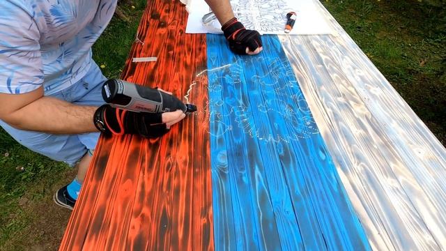 Как сделать флаг из дерева. How to make a flag from a tree смотреть онлайн