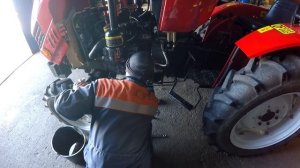 Замена масла в минитракторе Dongfeng DF 244 и краткий отзыв