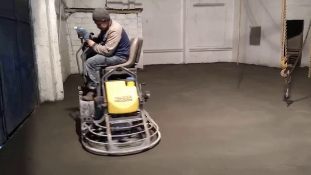затирка топпинговых бетонных полов