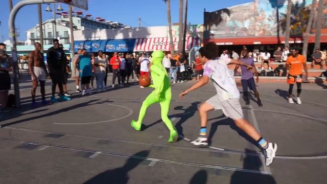 Alien EXPOSES Humans In Basketball [Invades Earth]