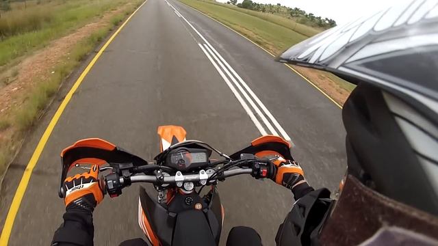 KTM 690 Enduro R Vs BMW F800 GS