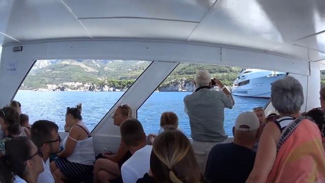 В Черногории Удивились Яхте Олигарха смотреть онлайн