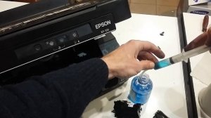 Промывка восстановление печатающей головки принтера Epson не печатает или печатает с полосами