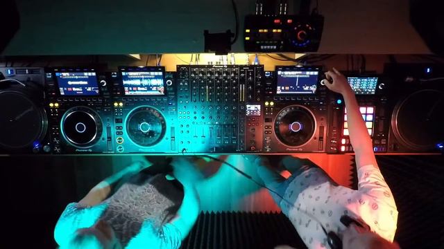 Record Video Stream | TWIN SCREAM смотреть онлайн