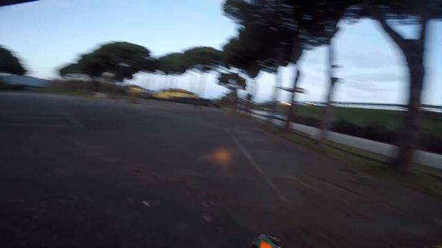 COME IMPENNARE UNA MOTO IN 10 MINUTI, TE LO SPIEGO IO! смотреть онлайн
