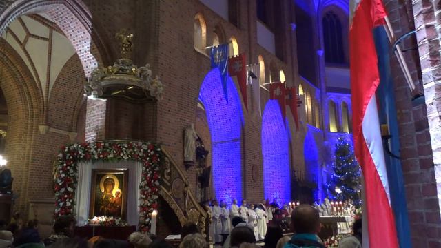 Magnificat - Pasterka Maryjna - Katedra Poznańska смотреть онлайн