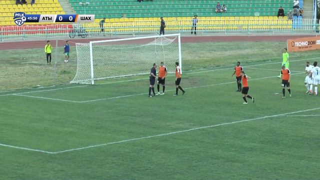 1/2 финала Кубка РК по футболу."Атырау"-"Шахтер" (Ответная игра). Эпизод на 45 минуте смотреть онлайн