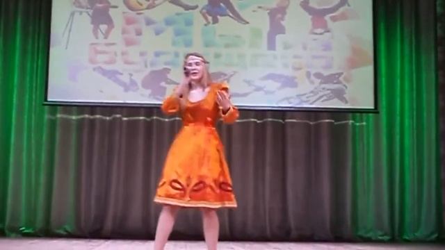 Юля Васильева с песней "Живи, наша Русь" смотреть онлайн