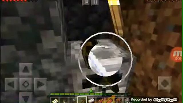 Выживание в лесу играю в Майнкрафт смотреть онлайн