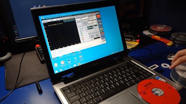 Ночная установка Windows XP на старый ноут смотреть онлайн