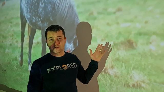 TouYinger HQ7 реальный отзыв НЕДОРОГОЙ китайский проектор для фильмов FullHD смотреть онлайн