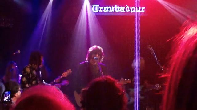 Jeff Lynne, Mike Campbell, Joe Walsh, Benmont Tench - Runaway (Merry Minstrel Circus, December 2013 смотреть онлайн