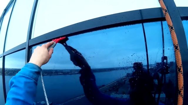 Глазами Промышленного альпиниста. 17 этажей. Стекломой. смотреть онлайн