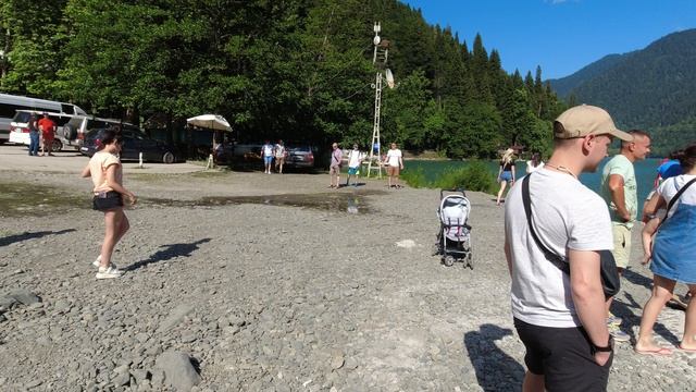 Абхазия озеро Рица вид с Дачи Сталина