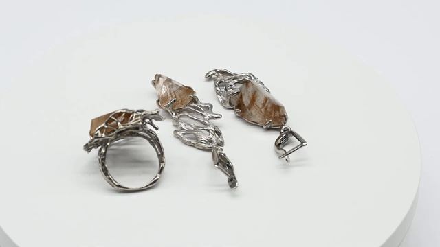Кольцо и серьги рутиловый кварц (волосатик), размер-17 Арт: м145500-17 смотреть онлайн