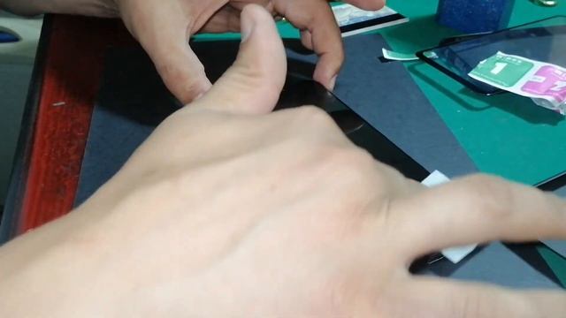 Брон на телефон Huawai mate 20 смотреть онлайн