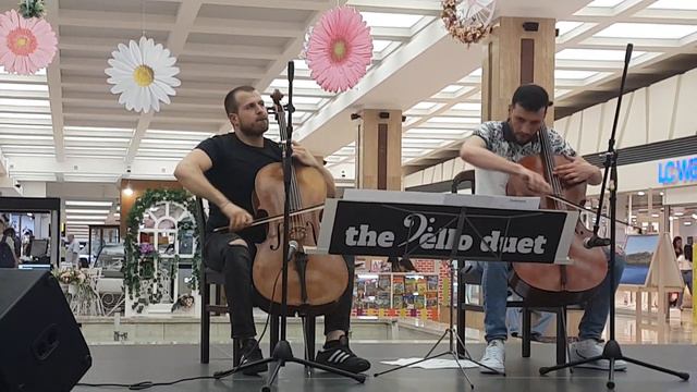 AC/DC Thunderstruck (the Cello Duet Cover)