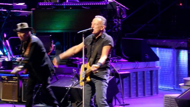 Bruce Springsteen-No Surrender -TD Garden Boston 20230320 смотреть онлайн