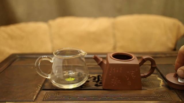 Чайник (moychay.ru) # 17076, исинская глина, 200 мл./Teapot # 17076, yixing clay, 200 ml. смотреть онлайн