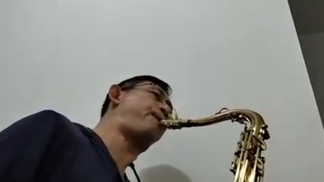 The first noel for tenor saxophone (testing) смотреть онлайн