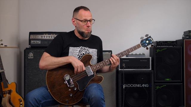 Gibson EB-2 1969 Walnut смотреть онлайн