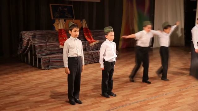 "Гузяльки" (GuzelDance) - Солдатлар смотреть онлайн