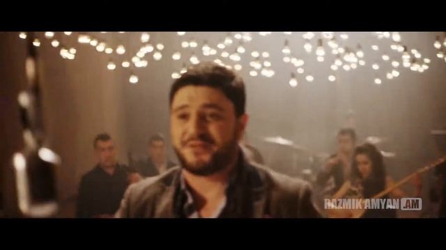 Razmik Amyan   Ashugh Razo