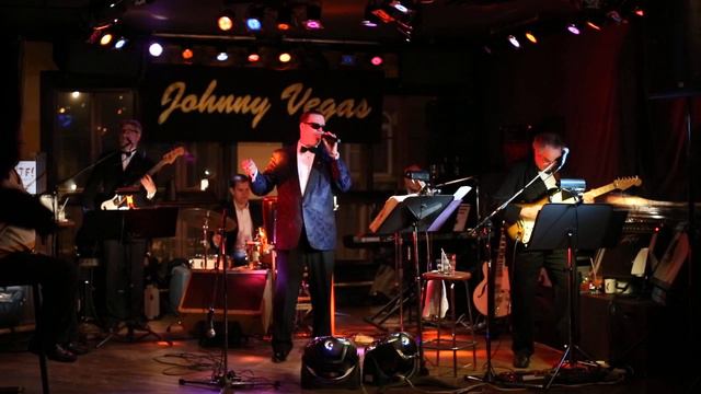 Johnny Vegas rocking round the clock смотреть онлайн