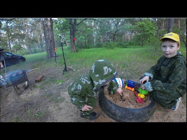 Часть 3. Поход с детьми. Готовим речных МИДИЙ, готовим картошку на шампурах, . ВЫЖИВАНИЕ. смотреть онлайн