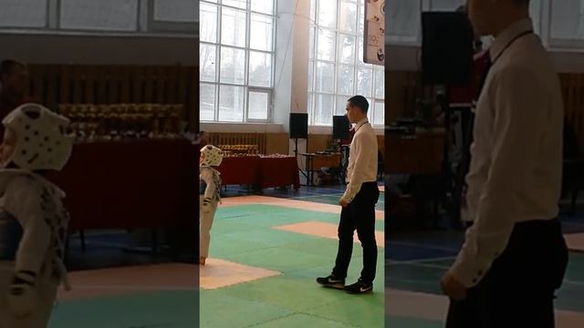 Лаухин Глеб. Выпускник МАДОУ д/с №31 г.Ельца "Сказка". Тхэквандо. Открытое первенство. смотреть онлайн