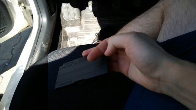 НЕ РАБОТАЕТ ОМЫВАТЕЛЬ ЛОБОВОГО СТЕКЛА / Ремонт моторчика омывателя Skoda CitiGo (Ситиго) смотреть онлайн