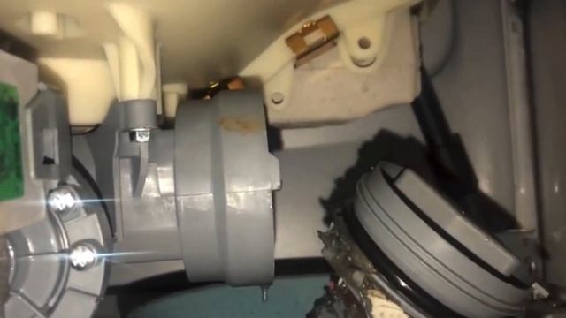 MAYTAG WASHER CODE - F09 E01 OR F03 E01 EASY DIY FIX - Washing Machine Not Draining - Whirlpool - G смотреть онлайн