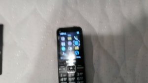 обзор на кнопочный MAXVI