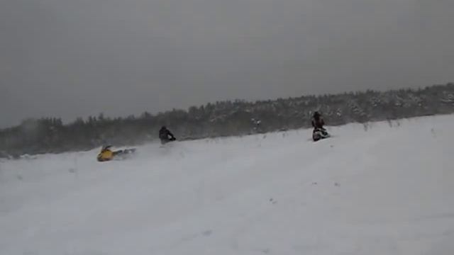 Снегоход штурмует канавки на ski-doo mxz 600 etec и yamaha xtx смотреть онлайн