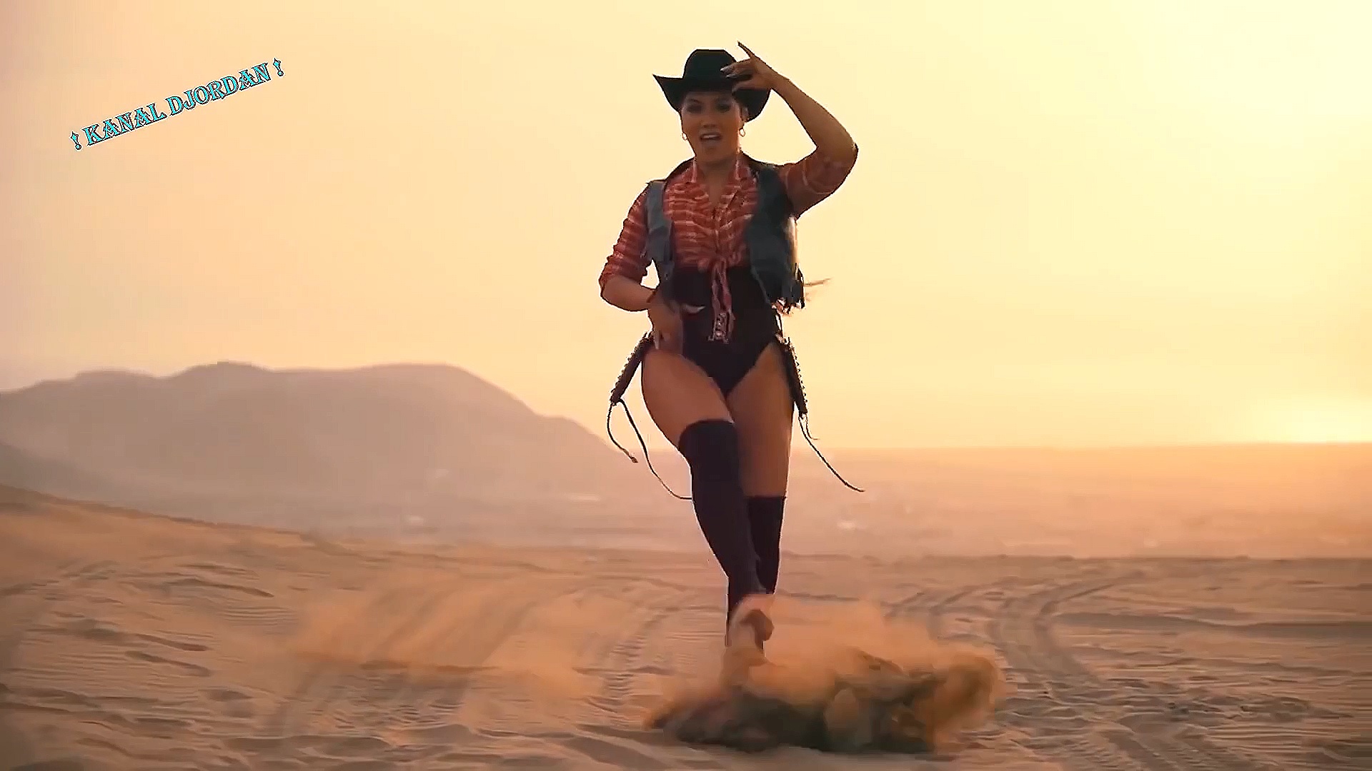 Ice Mc - Scream ( Dj Ramezz Remix ).mp4