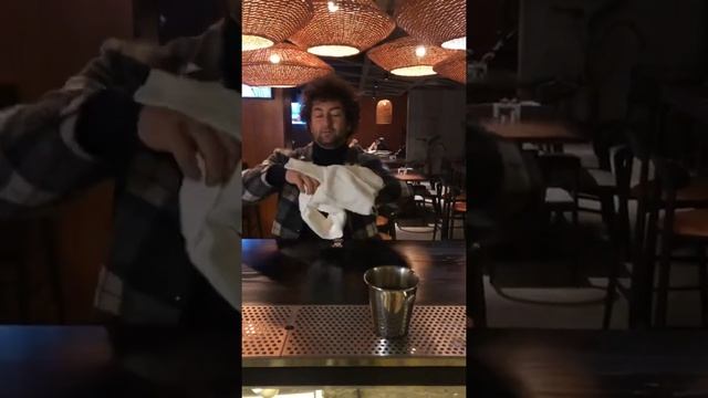 Как натирать посуду!официантам и барменам!☝️