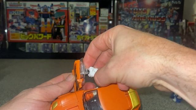 Transformers Botcon 2015 Shattered Glass Targetmaster Stepper Review. G1 Generations Collection