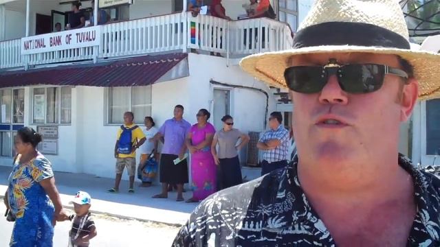 Tuvalu, Funafuti Airport, Georamble with Prof Warwick Murray смотреть онлайн