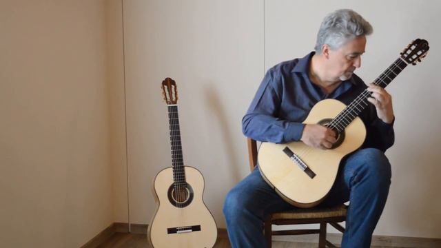 Matteo Staffini plays J.S.Bach SARABANDE BWV996 on a SIMONE PELLIZZER 2023 Classical concert guitar смотреть онлайн