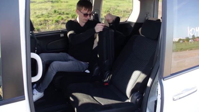 Сравнение Хонда Степвагон и Ниссан Серена смотреть онлайн